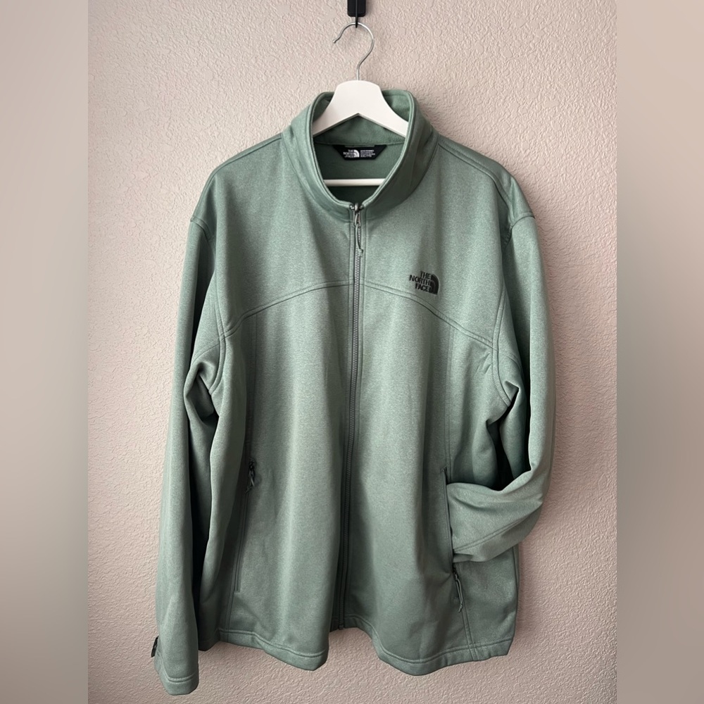 Men’s Green North Face Full Zip Jacket, size XXL
